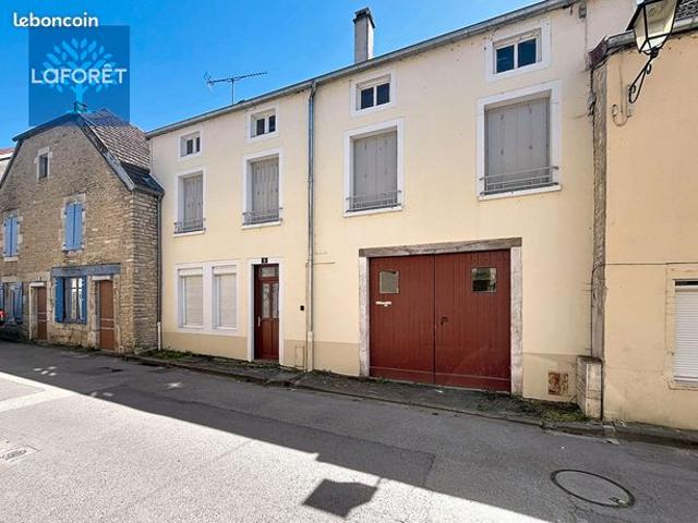Maison 8 pièces 147 m²