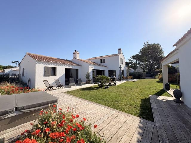 Maison 8 pièces 147 m²