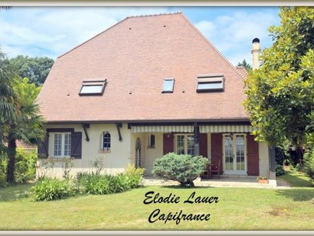 Maison 8 pièces 147 m²