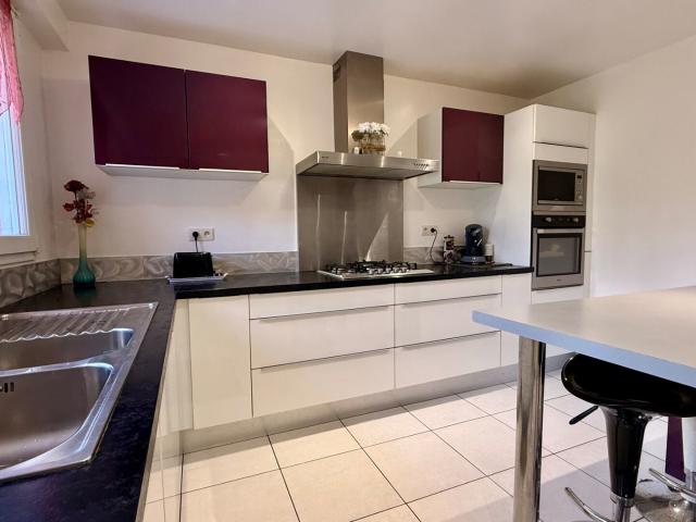 Maison 8 pièces 147 m²