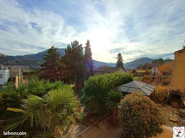 Maison 8 pièces 147 m²
