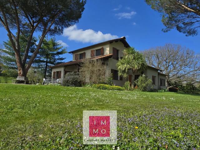 Maison 8 pièces 147 m²