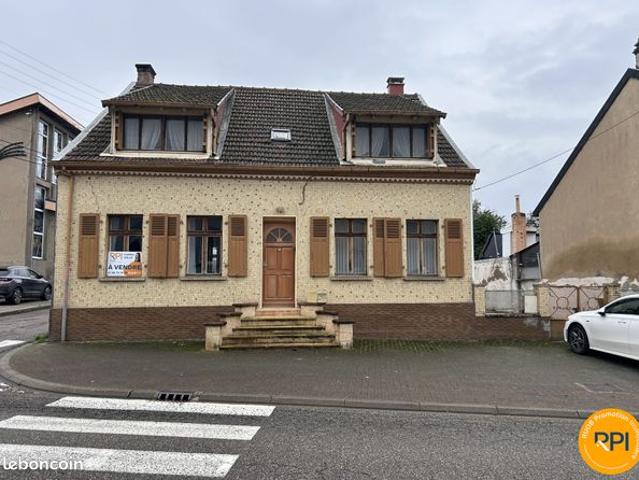 Maison 8 pièces 147 m²