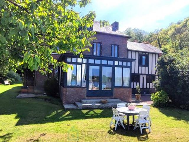 Maison 8 pièces 147 m²