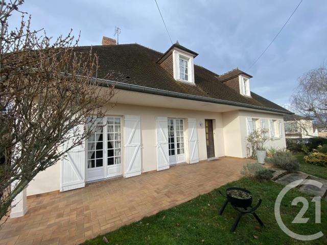 Maison 8 pièces 147 m²