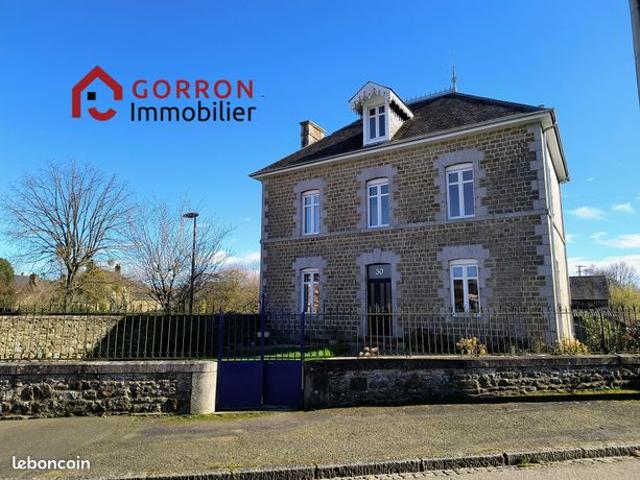 Maison 8 pièces 147 m²
