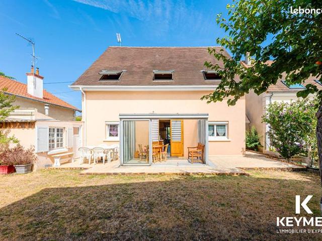 Maison 8 pièces 147 m²