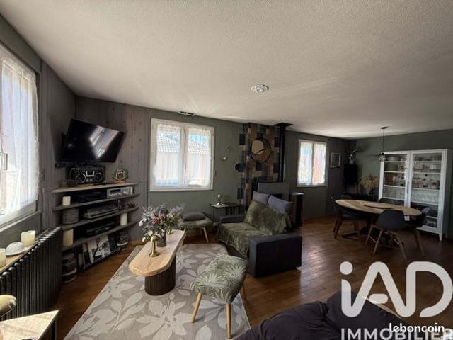 Maison 8 pièces 148 m²