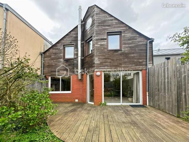 Maison 8 pièces 148 m²