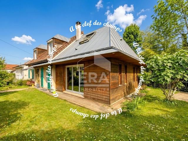 Maison 8 pièces 148 m²