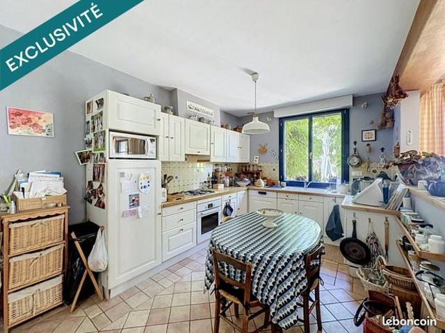 Maison 8 pièces 148 m²