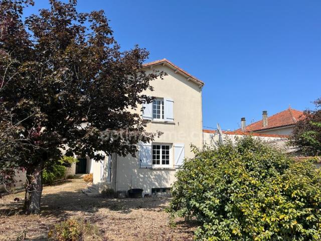 Maison 8 pièces 148 m²