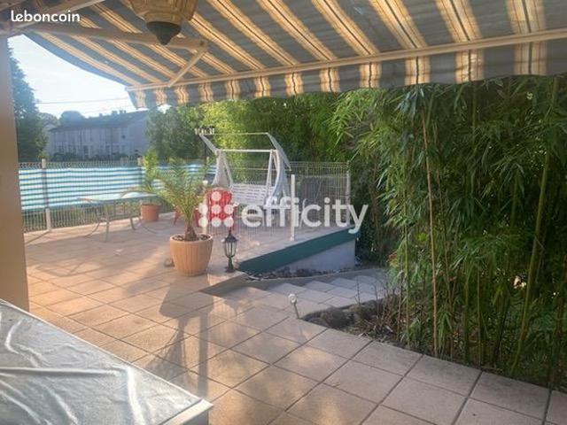Maison 8 pièces 148 m²