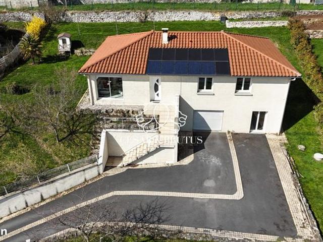 Maison 8 pièces 148 m²