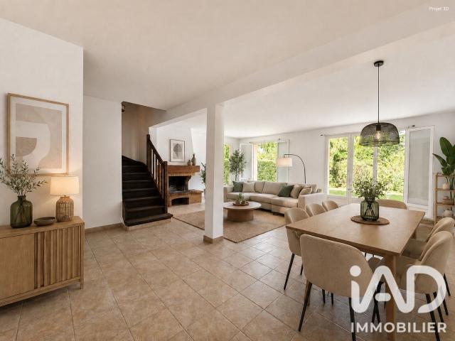 Maison 8 pièces, 148 m² à louer à Saint Germain en Laye 78112