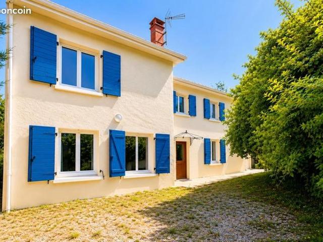 Maison 8 pièces 149 m²