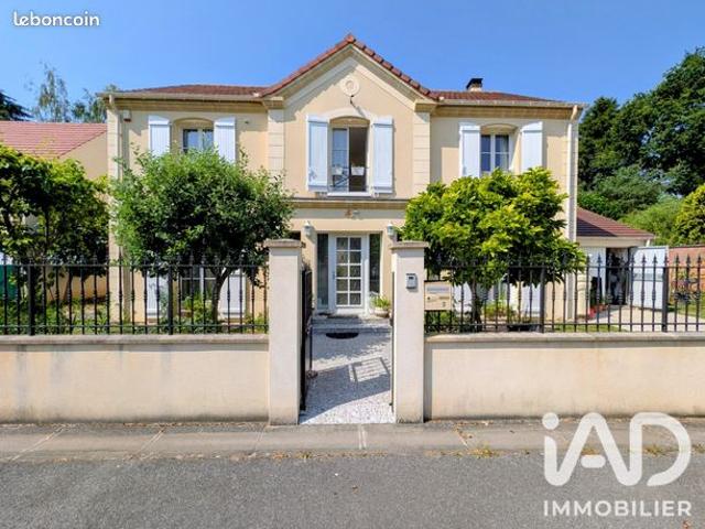 Maison 8 pièces 149 m²