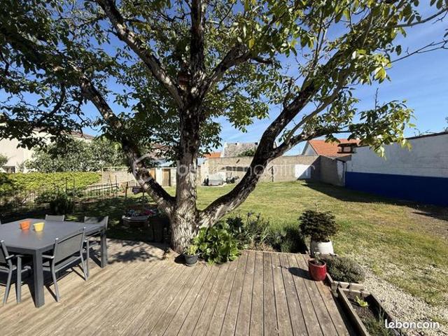 Maison 8 pièces 149 m²