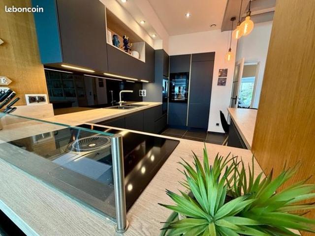 Maison 8 pièces 149 m²