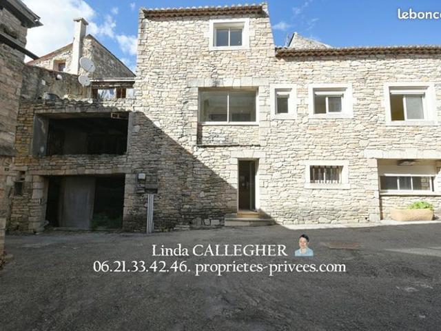 Maison 8 pièces 149 m²