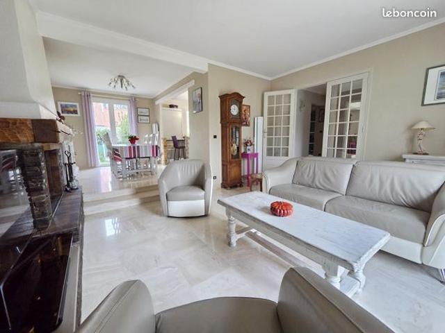 Maison 8 pièces 149 m²