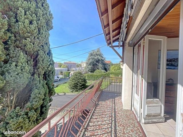 Maison 8 pièces 140 m²