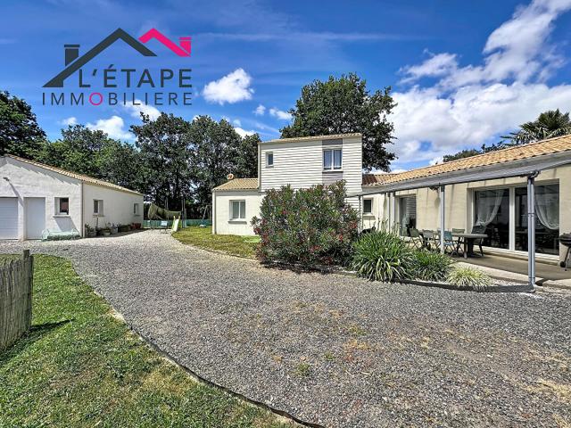 Maison 8 pièces 140 m²