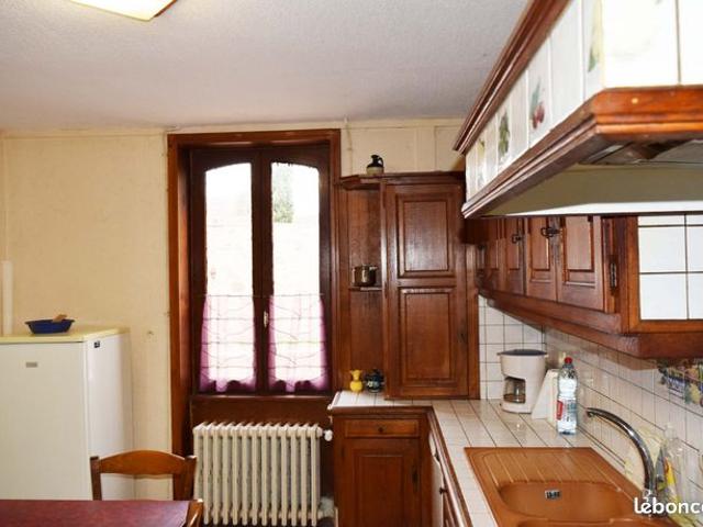 Maison 8 pièces 140 m²