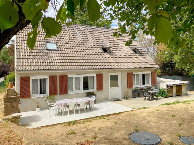 Maison 8 pièces 140 m²