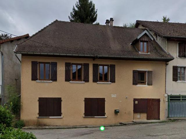 Maison 8 pièces 140 m²