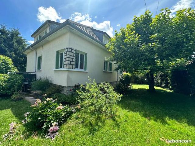 Maison 8 pièces 140 m²