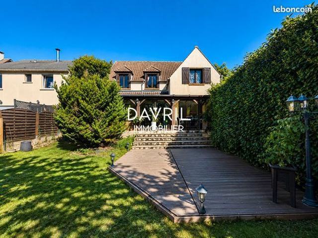 Maison 8 pièces 140 m²