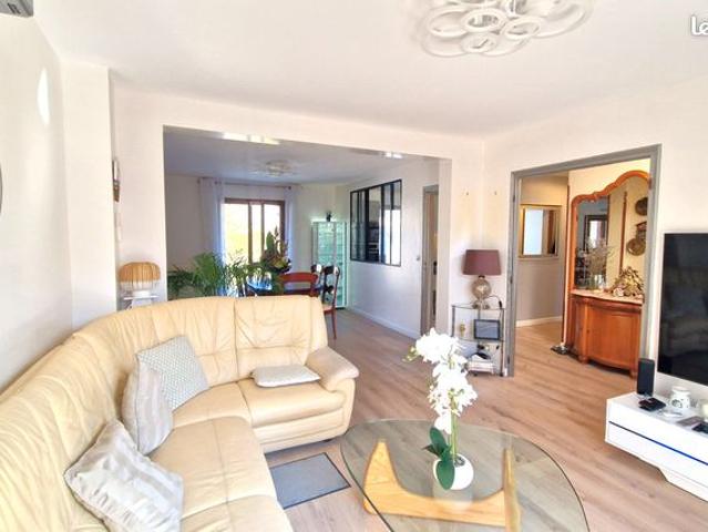 Maison 8 pièces 140 m²