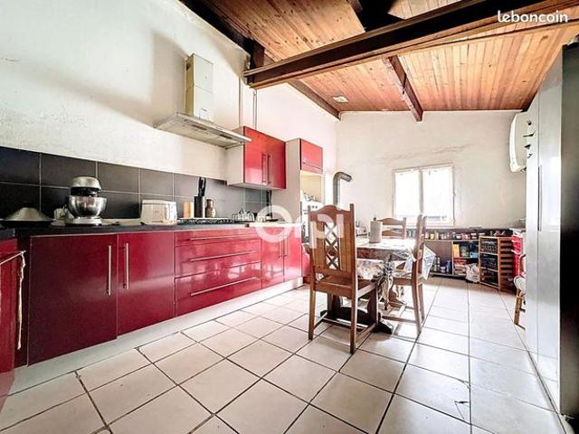 Maison 8 pièces 140 m²