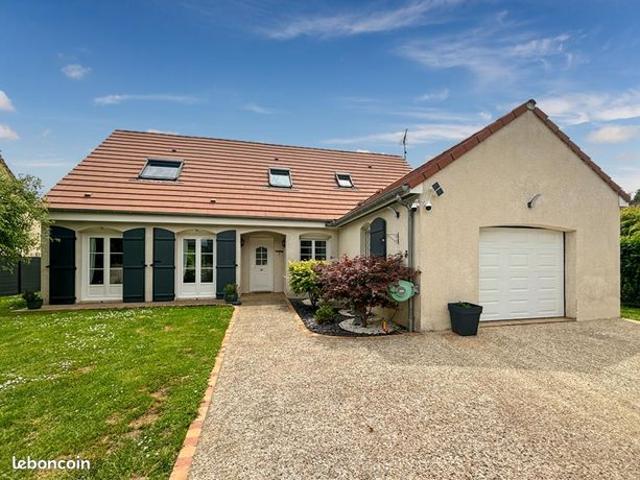 Maison 8 pièces 140 m²