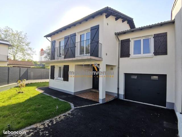 Maison 8 pièces 140 m²