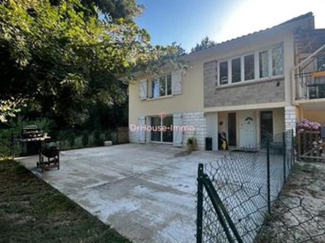 Maison 8 pièces 140 m²
