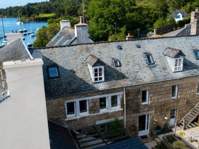 Maison 8 pièces 140 m²