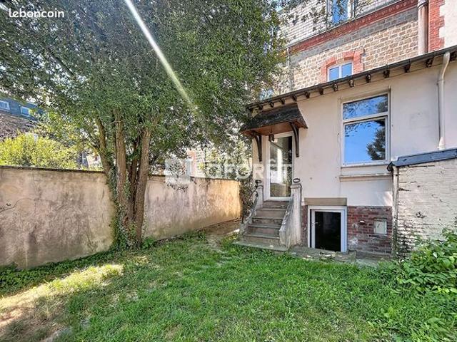 Maison 8 pièces 140 m²
