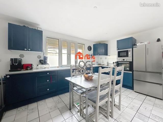 Maison 8 pièces 140 m²