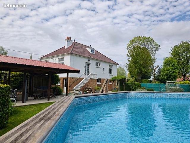 Maison 8 pièces 140 m²