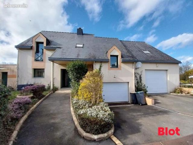 Maison 8 pièces 140 m²