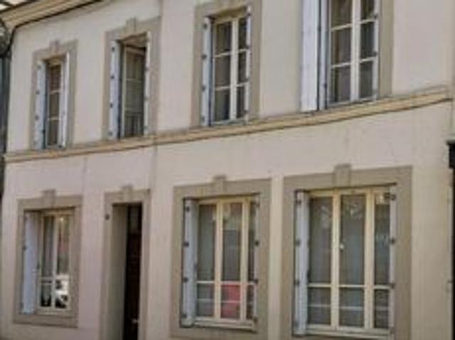 Maison 8 pièces 140 m²