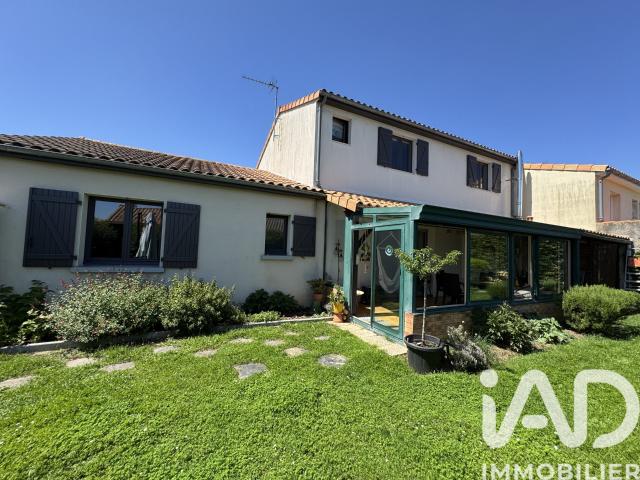 Maison 8 pièces 141 m²