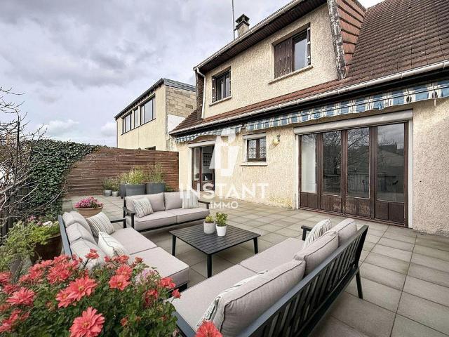 Maison 8 pièces 142 m²