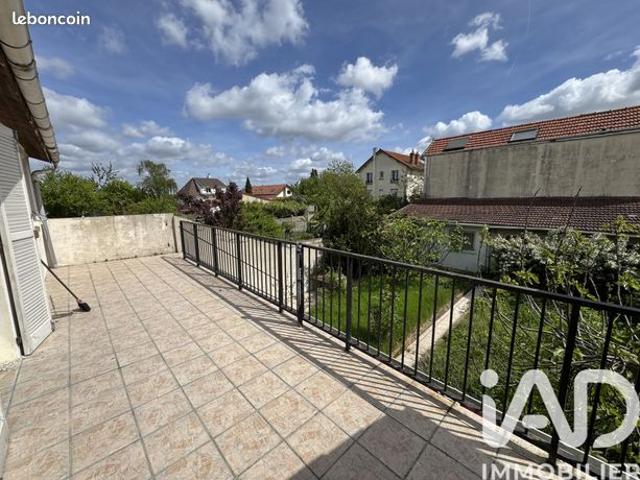 Maison 8 pièces 142 m²