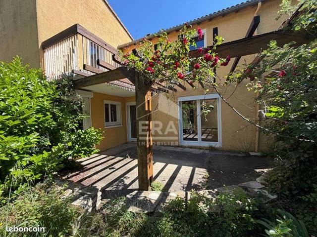Maison 8 pièces 142 m²