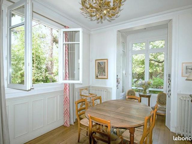 Maison 8 pièces 142 m²
