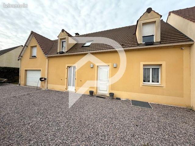 Maison 8 pièces 142 m²
