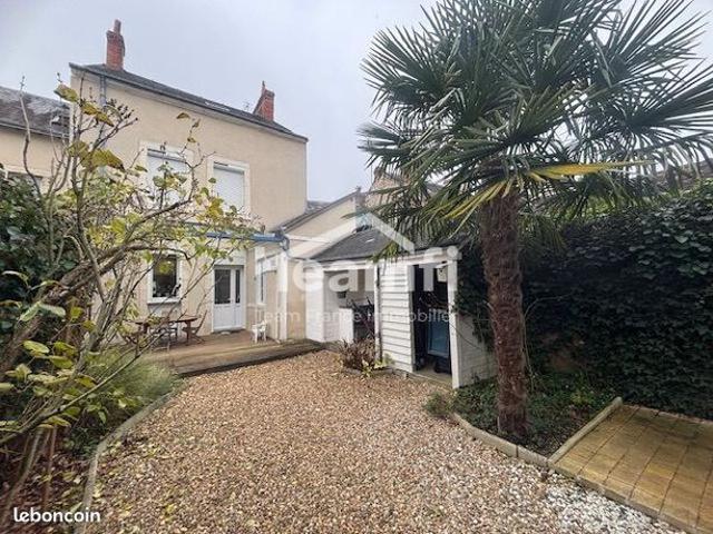 Maison 8 pièces 142 m²